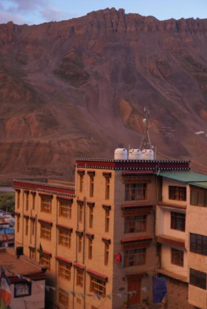 The Kaza Inn - Your mud house retreat